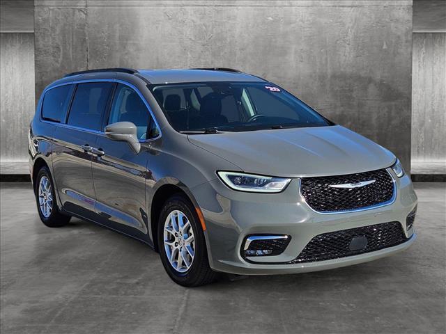 2022 chrysler pacifica touring-l