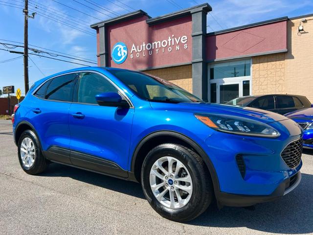 2020 ford escape se