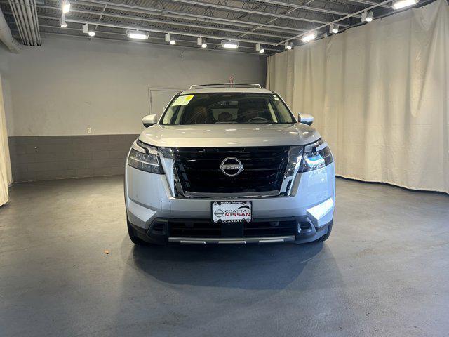 2024 nissan pathfinder platinum 4wd
