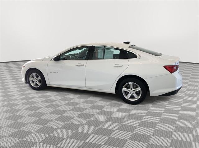 2022 chevrolet malibu ls