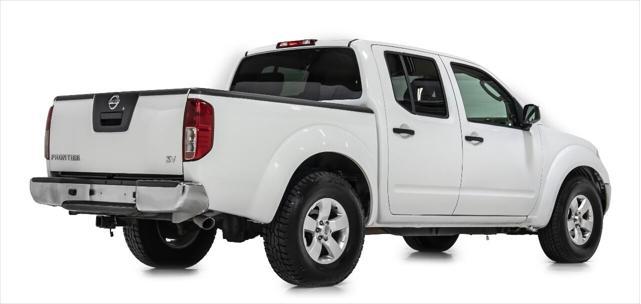 2011 nissan frontier sv