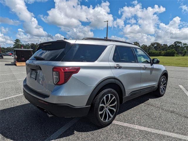 2022 ford explorer st-line