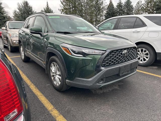 2022 toyota corolla cross le