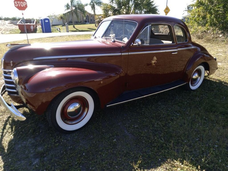 oldsmobile series 70 club coupe