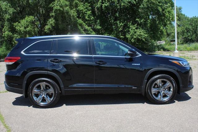 2017 toyota highlander hybrid platinum