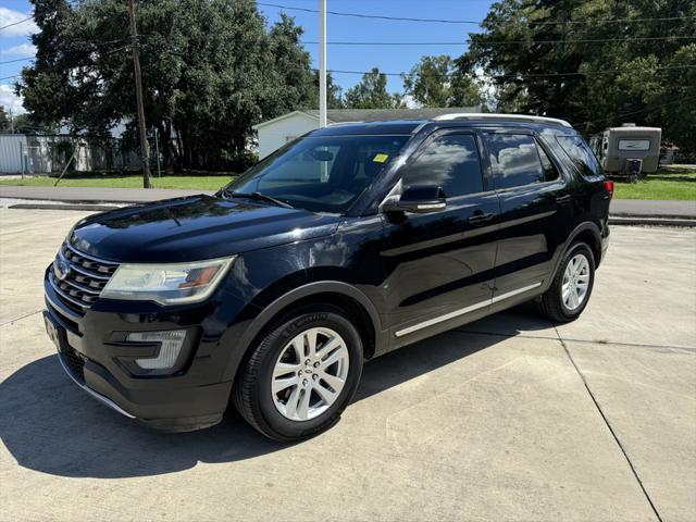 2017 ford explorer xlt