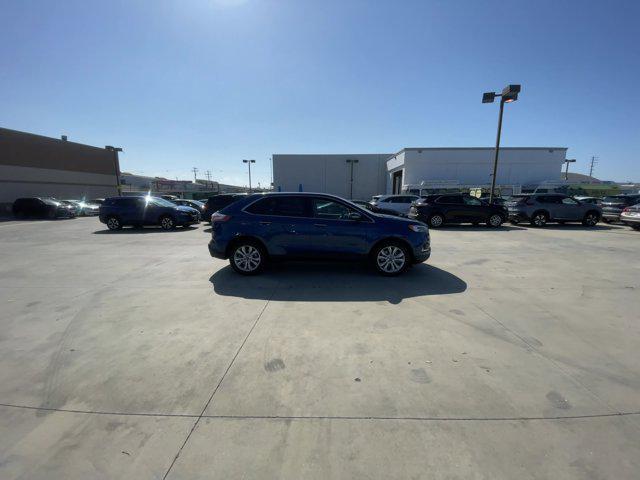 2022 ford edge titanium