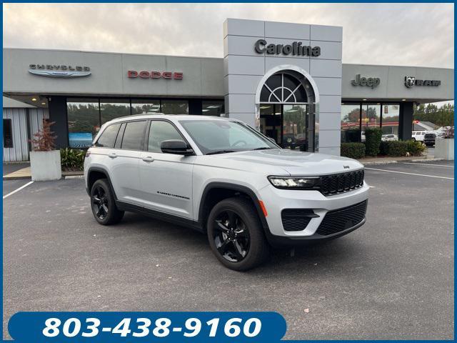 2022 jeep grand cherokee altitude