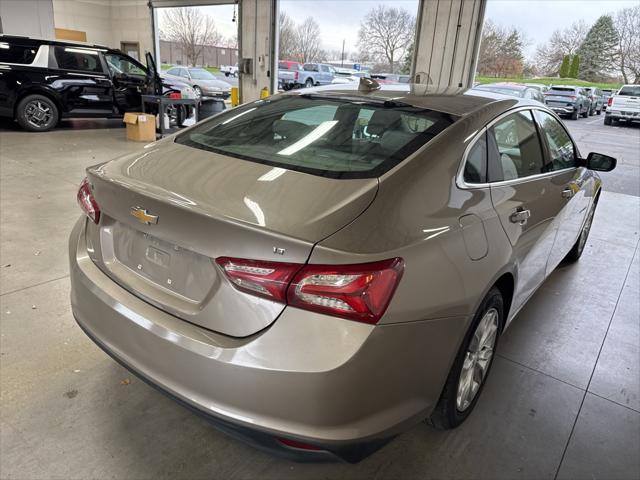 2022 chevrolet malibu fwd lt