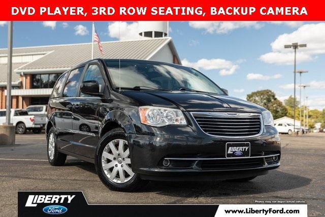 2014 chrysler town & country touring