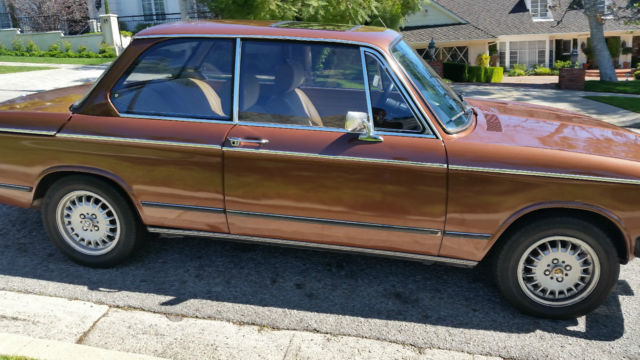 1976 bmw 2002 coupe, 4 speed,sunroof,ca car,no rust,excellent condition,classic!