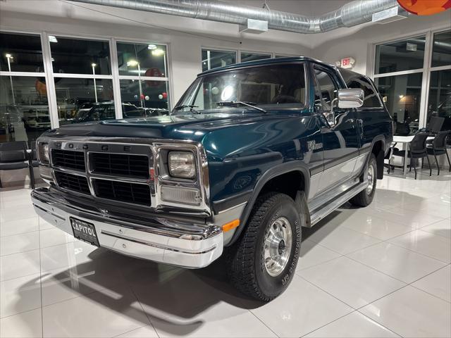 1993 dodge ramcharger base
