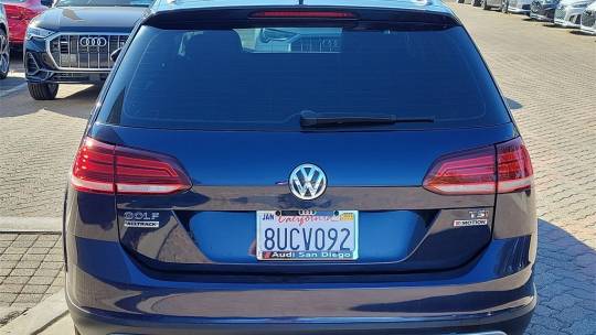 2018 Volkswagen Golf