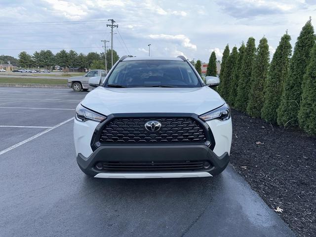 2024 toyota corolla cross le