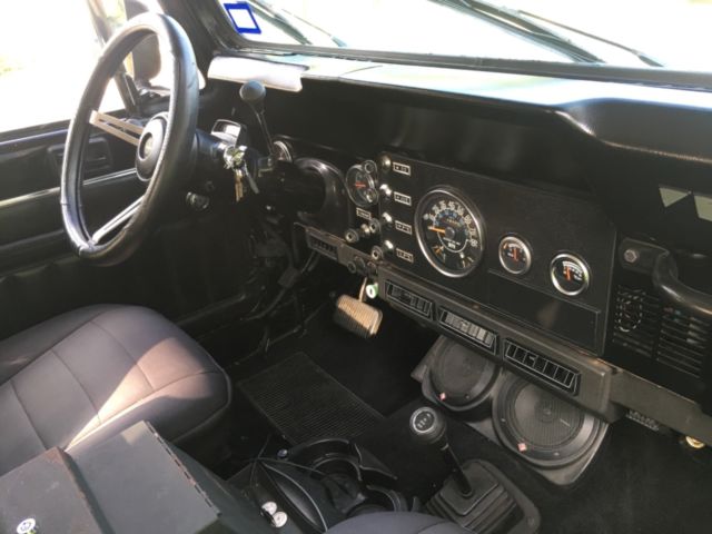 1986 cj7 laredo, full off the frame refurbishment, auto, a/c, 10,300 miles