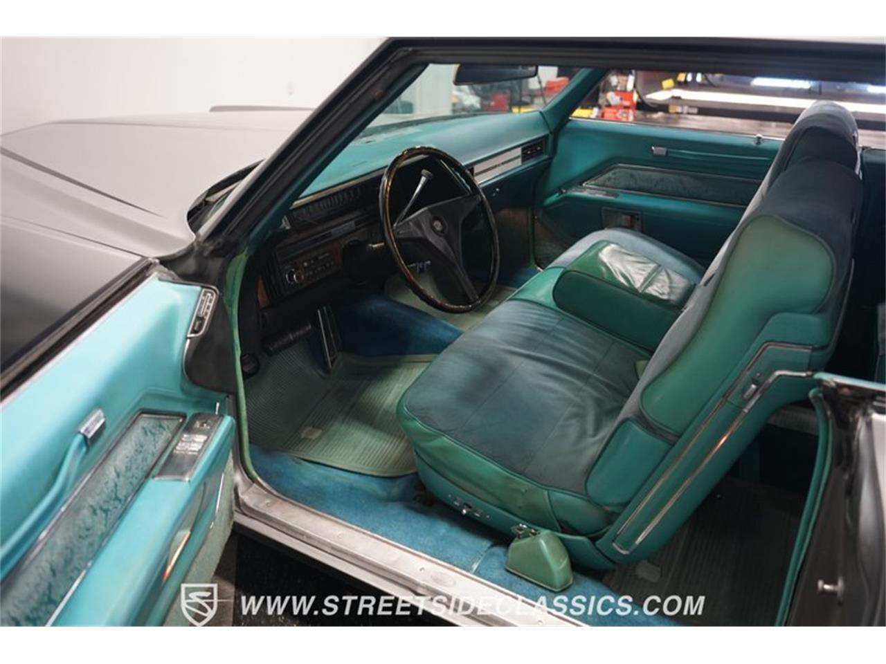 1970 cadillac coupe deville