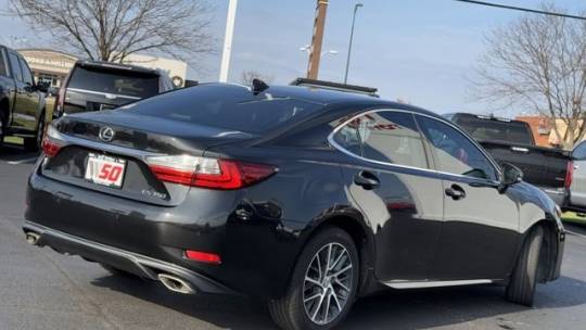 2016 Lexus ES