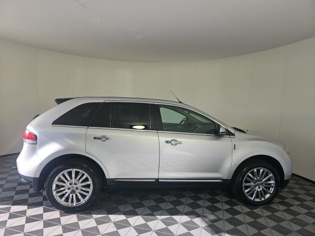 2015 lincoln mkx base