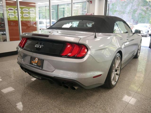 2022 ford mustang gt premium