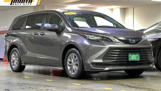 2023 Toyota Sienna