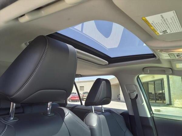 2019 toyota rav4 in canton, michigan