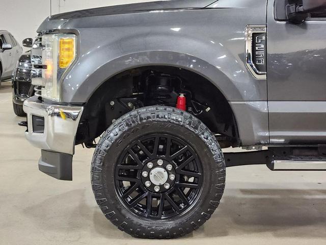 2017 ford f-250 lariat