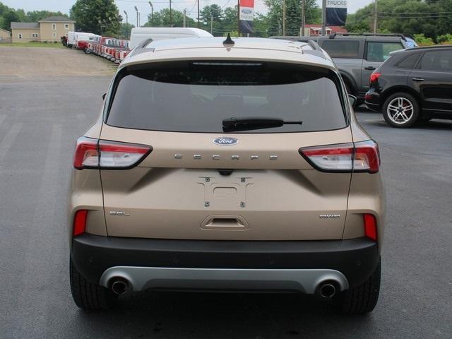 2021 ford escape sel