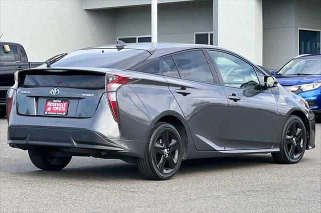 2016 toyota prius three touring