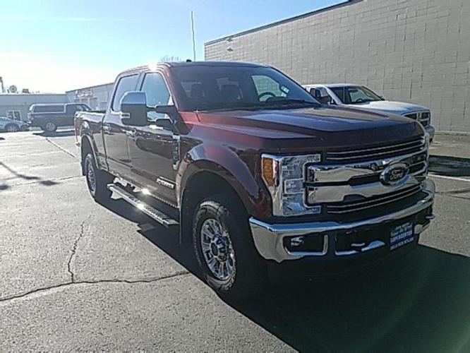 2017 ford f-350 super duty lariat 4x4 lariat 4dr crew cab 8 ft. lb srw pickup for sale in billings, montana