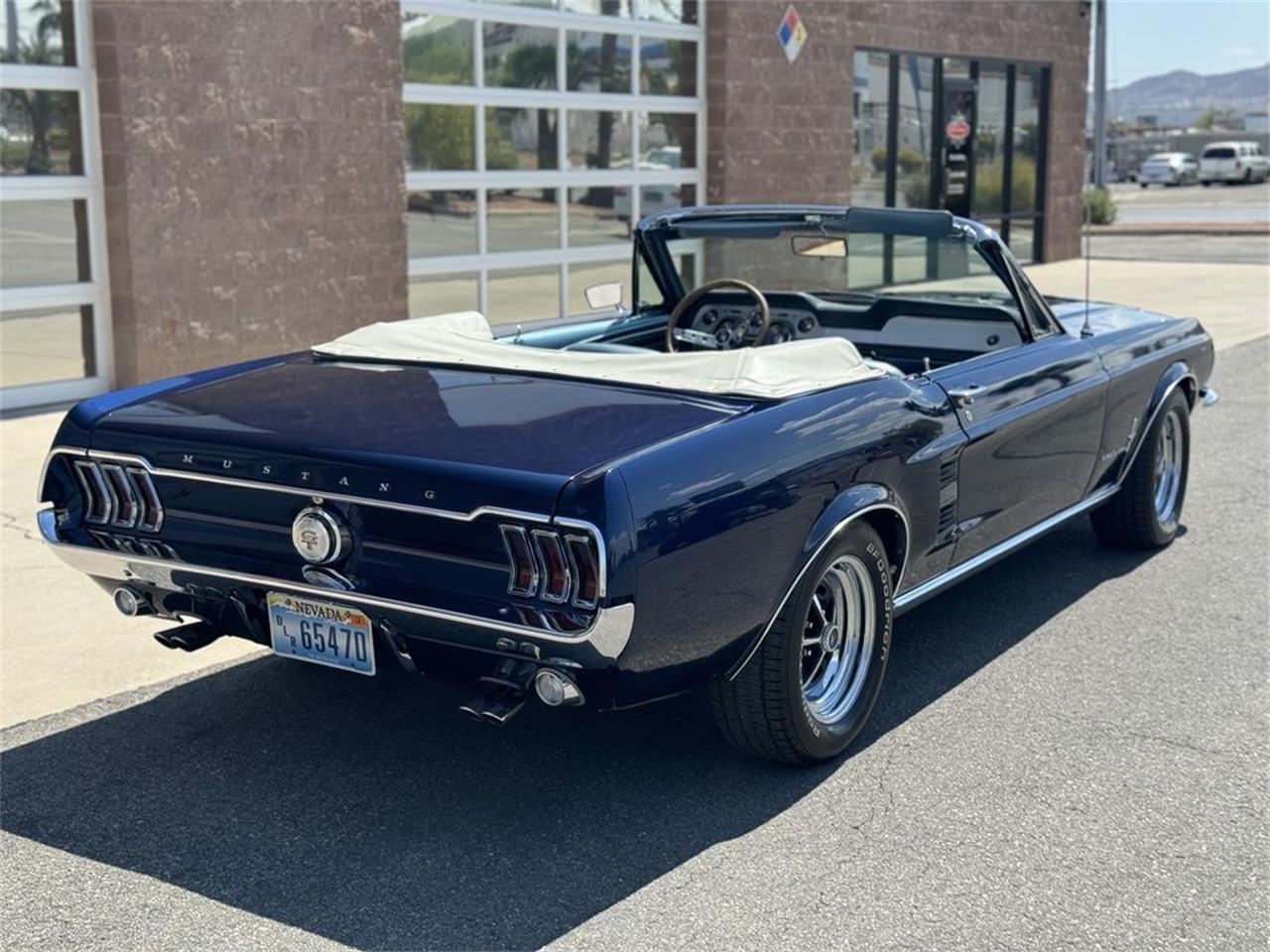 1967 ford mustang