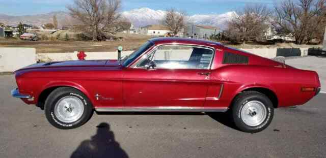 1968 ford mustang fastback - great driver - clean title - runs great