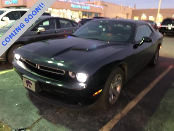 2015 dodge challenger sxt sxt 2dr coupe for sale in leavenworth, kansas