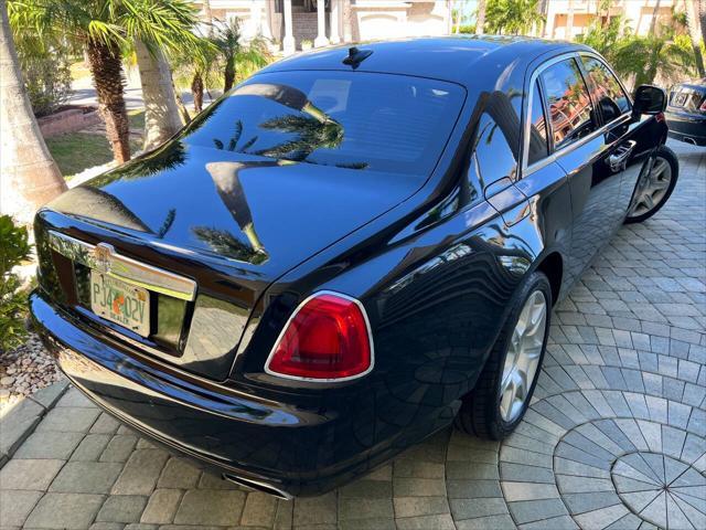 2010 rolls-royce ghost base
