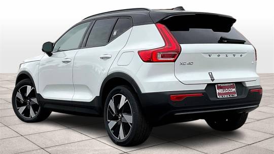 2024 Volvo XC40