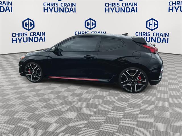 2022 hyundai veloster n base