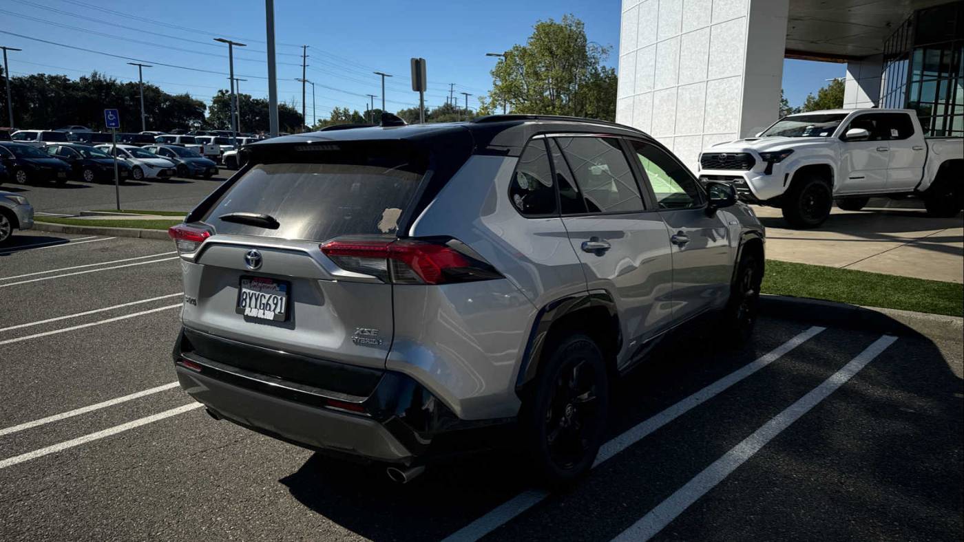 2021 toyota rav4 hybrid xse