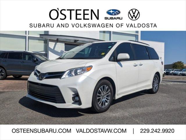 2020 toyota sienna xle