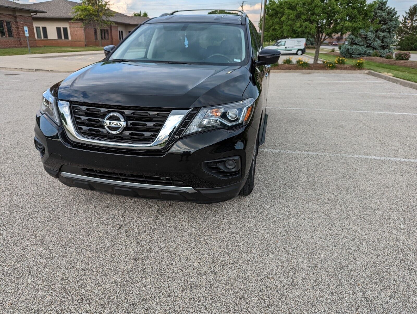 2018 nissan pathfinder s