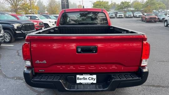 2021 toyota tacoma sr