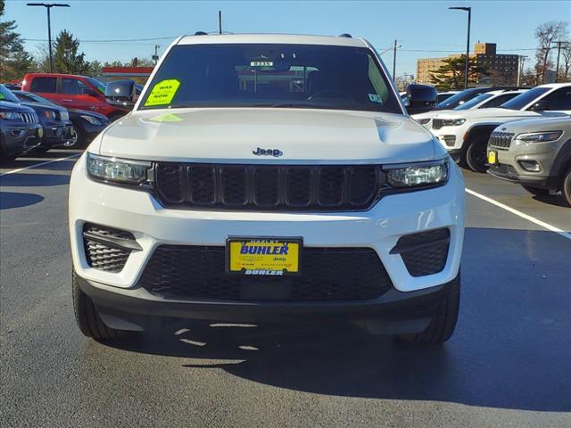 2023 jeep grand cherokee altitude 4x4