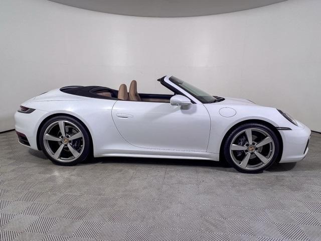 2021 porsche 911 carrera