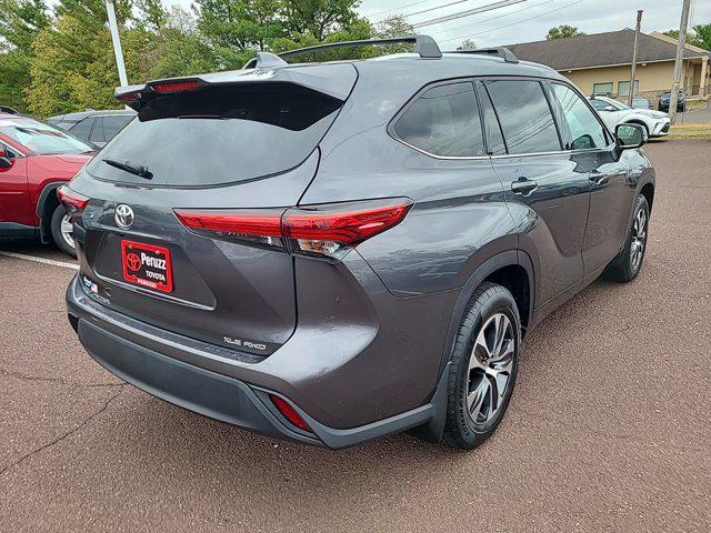 2021 toyota highlander xle
