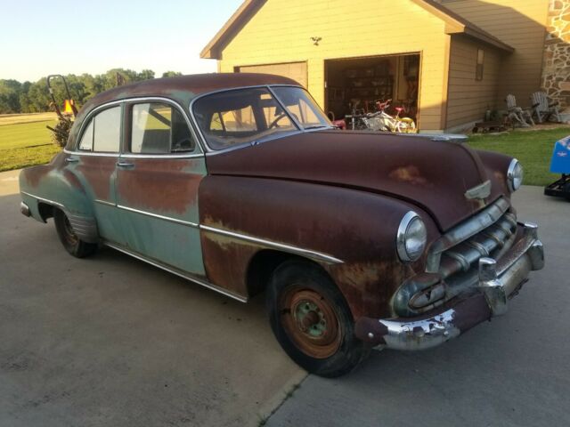 1952 chevy styleline deluxe 4-door sedan - patina