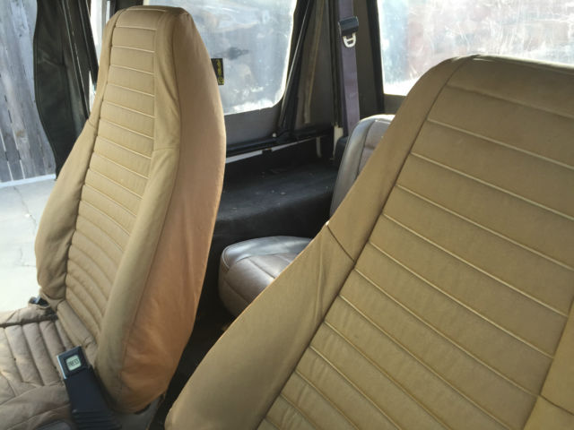 1992 jeep wrangler base sport utility 2-door 4.0l