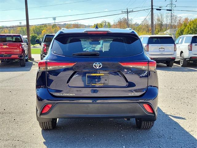 2020 toyota highlander xle