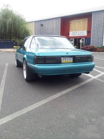 1993 ford mustang lx sedan 2-door 5.0l