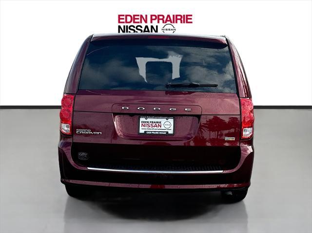 2017 dodge grand caravan se