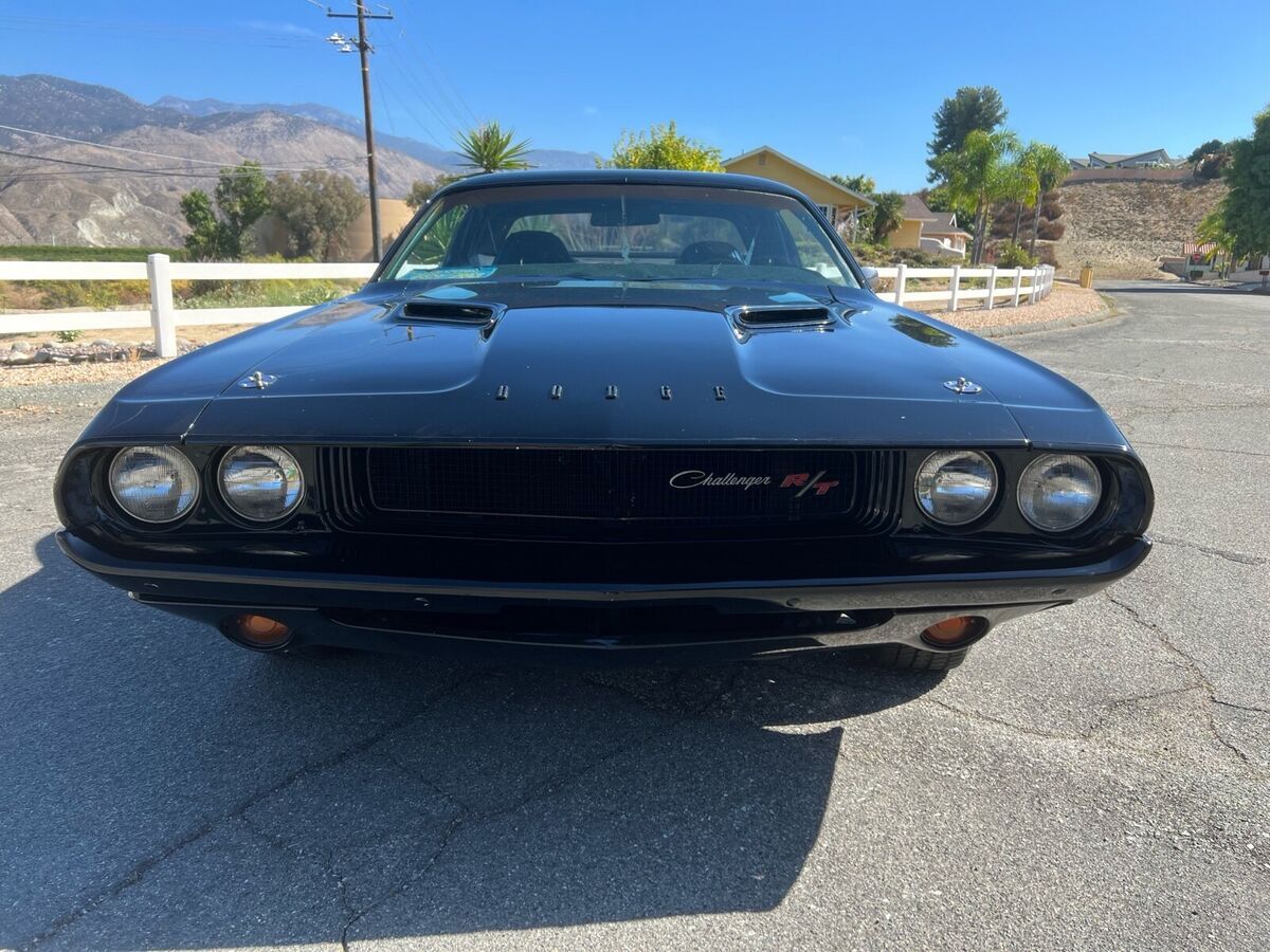 1970 dodge challenger coupe black rwd manual rt
