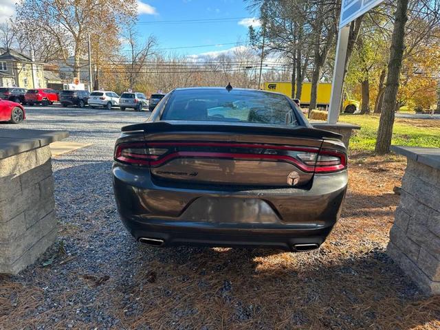 2020 dodge charger sxt