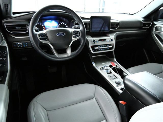 2021 ford explorer xlt